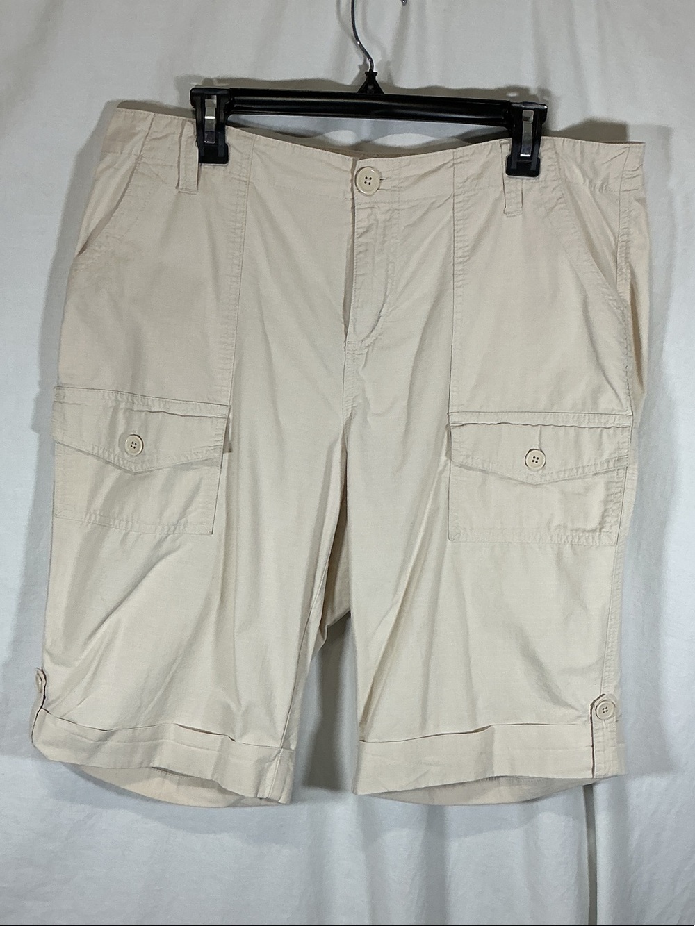 Venezia Cream Cargo Shorts with Button-Flap Pockets